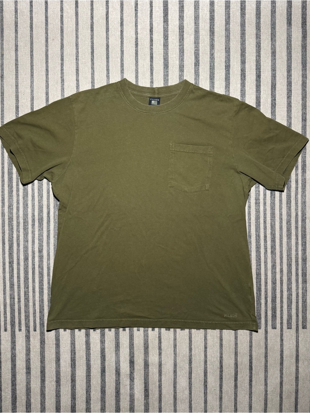 Vintage Filson Army Green Pocket T-Shirt Made in USA Heavyweight Cotton Tee
